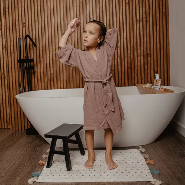 SUAVINEX Dětský sprej na rozčesávání KIDS 250 ml