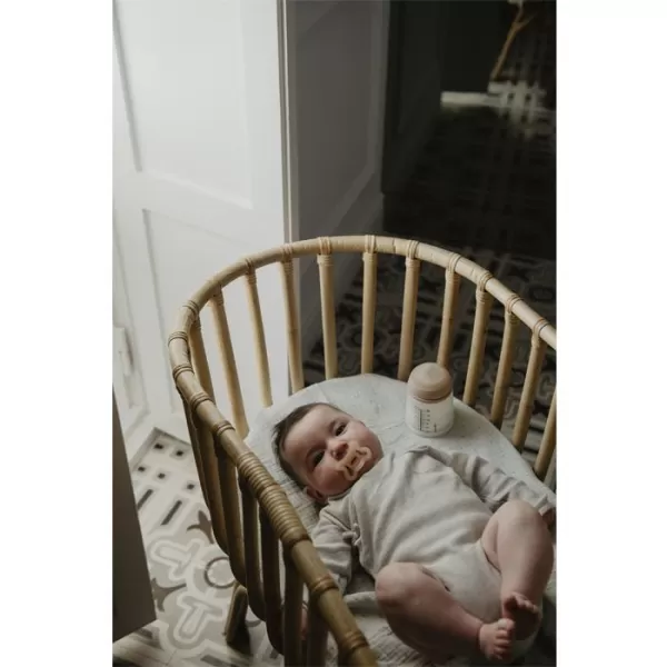 SUAVINEX SADA ANTIKOLIKOVÁ Zerø.Zerø™ MEDIUM LÁHEV 180 ml A + dudlík Zerø.Zerø™ -2/ 2M