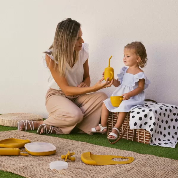 INTERBABY Lahvička s brčkem SILIKONOVÁ