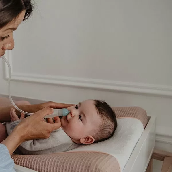 SUAVINEX Anatomická odsávačka do nosíku