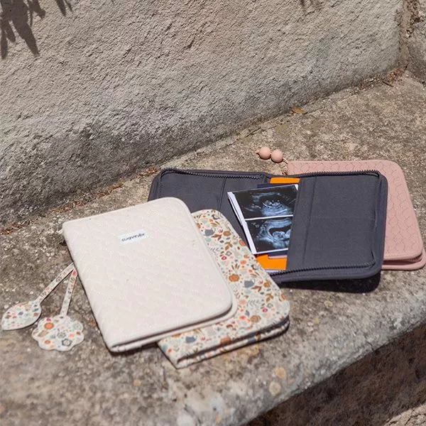 Suavinex WONDERLAND POUZDRO NA DOKUMENTY