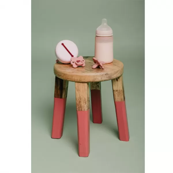 SUAVINEX KOJENECKÁ LÁHEV 240 ml M COLOUR ESSENCE