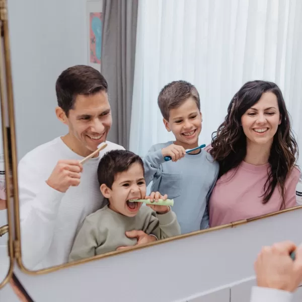 SUAVINEX Dětský kartáček na zoubky KIDS 2-6 let