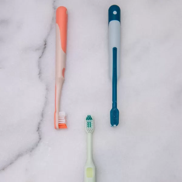 SUAVINEX Dětský kartáček na zoubky JUNIOR +6 let