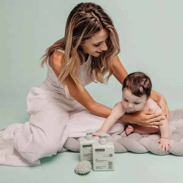 SUAVINEX Hydratační tělové mléko - 300 ml