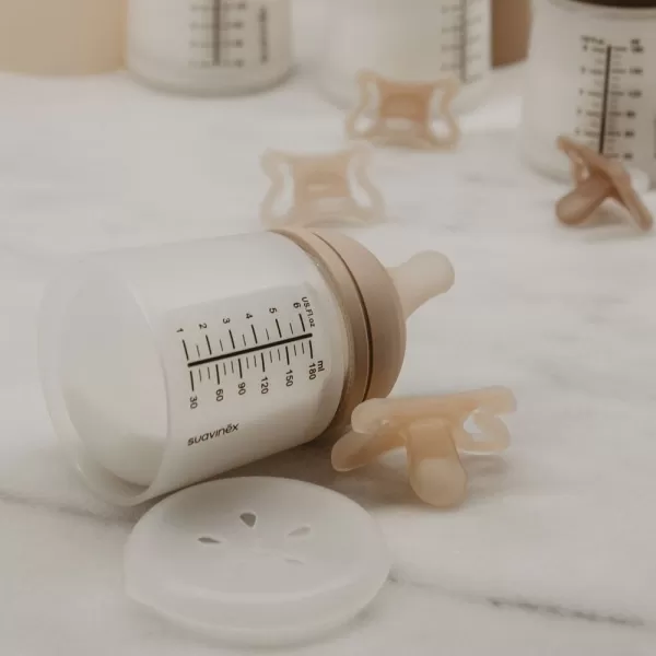 SUAVINEX SADA ANTIKOLIKOVÁ Zerø.Zerø™ LIGHT LÁHEV 180 ml A + dudlík Zerø.Zerø™ -2/ 2M